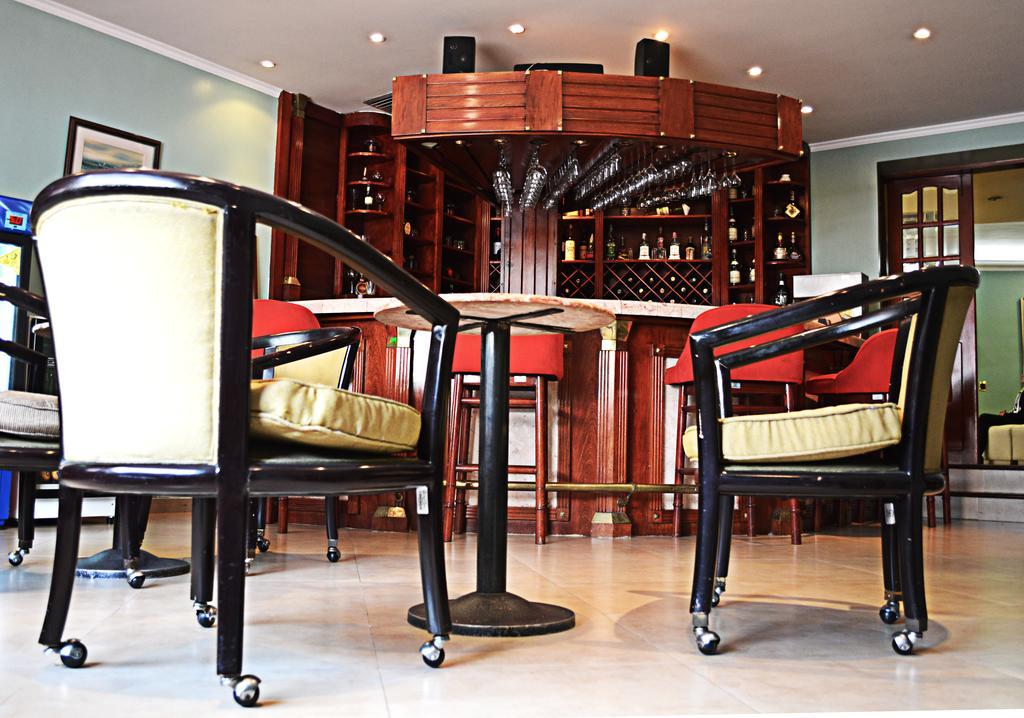 Hotel Maria Isabel Bogota Bagian luar foto